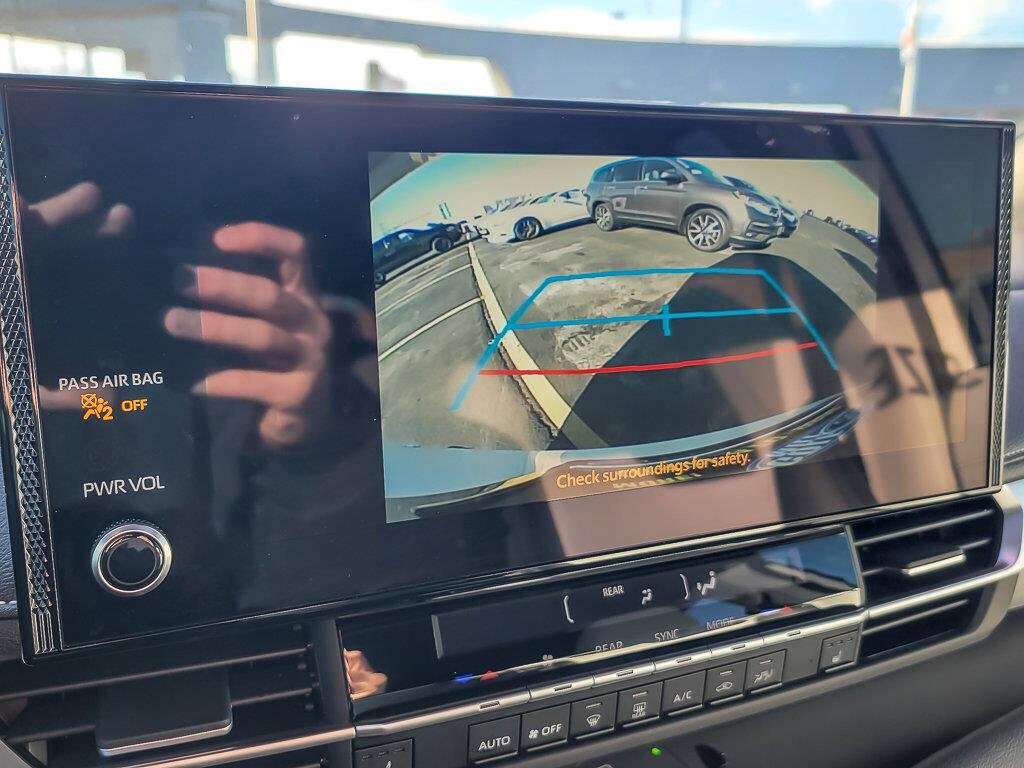 2025 TOYOTA SIENNA - Image 23