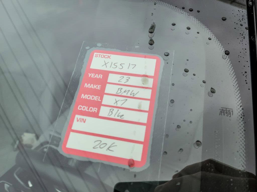 2023 BMW X7 - Image 34