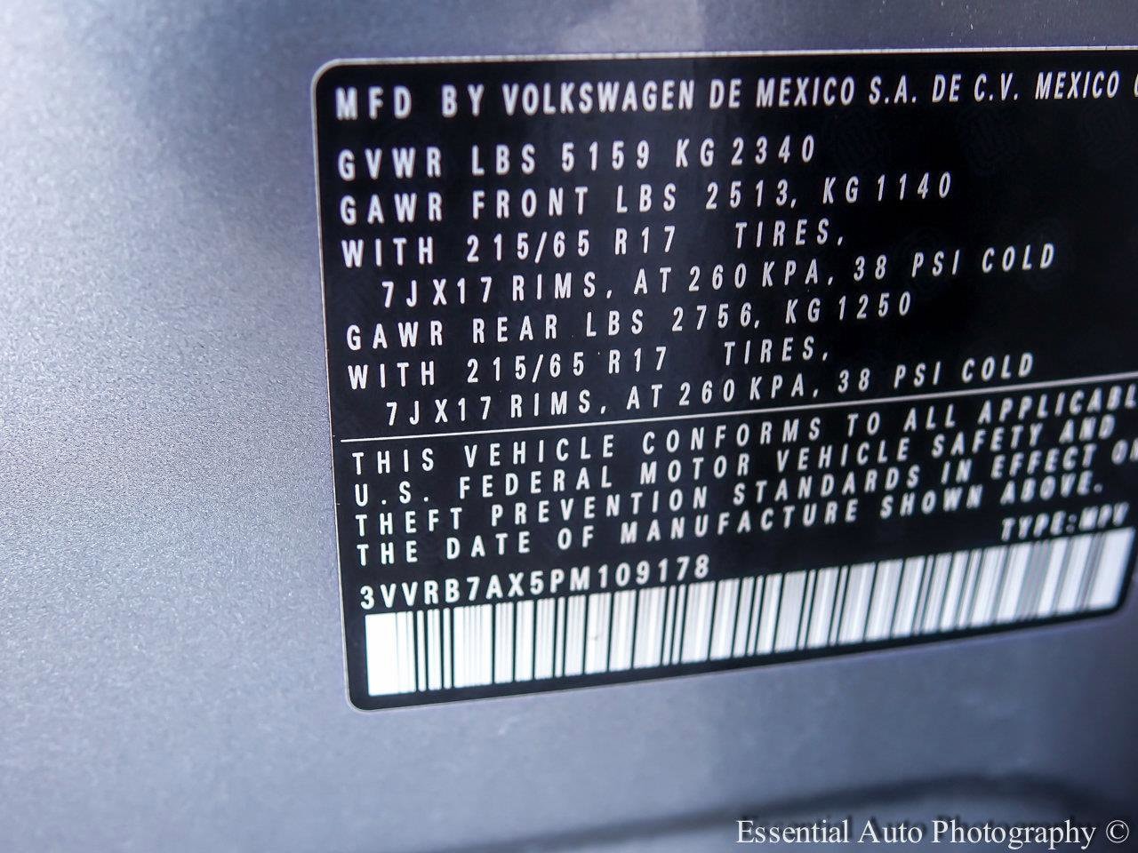 2023 VOLKSWAGEN TIGUAN - Image 25