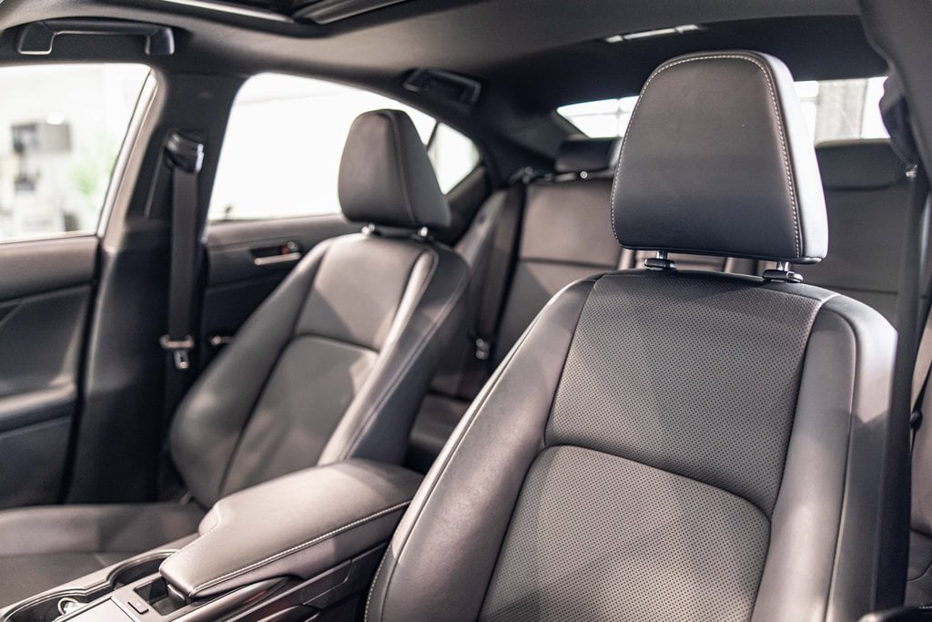 2024 LEXUS IS - Image 17