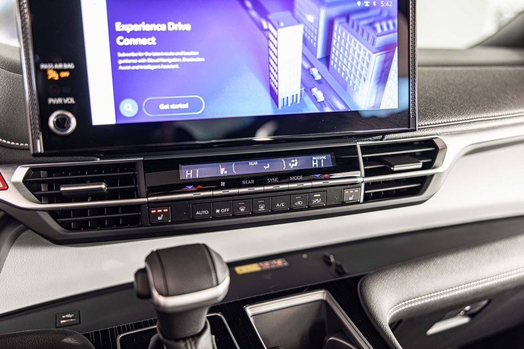 2025 TOYOTA SIENNA - Image 29