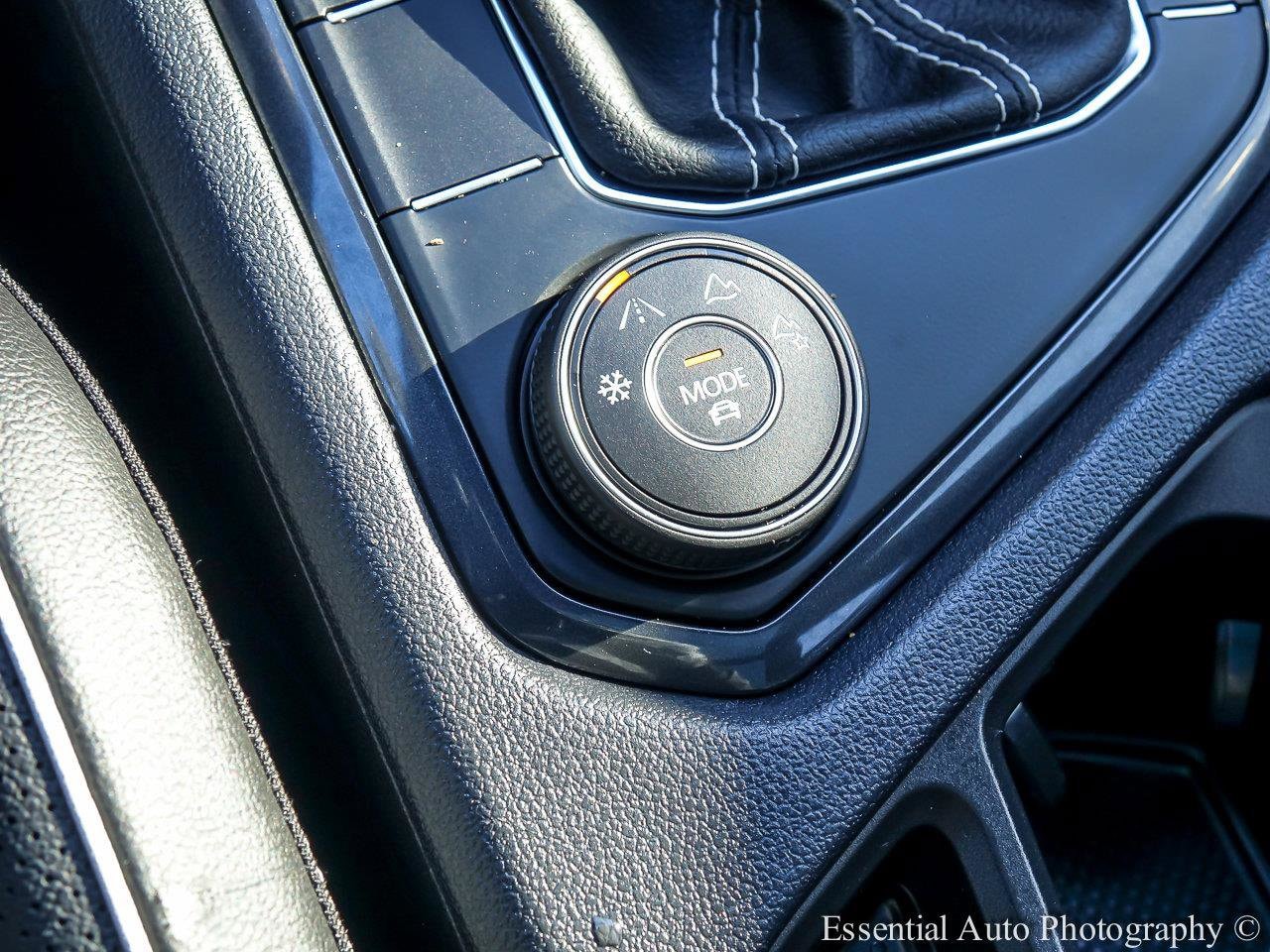 2023 VOLKSWAGEN TIGUAN - Image 18