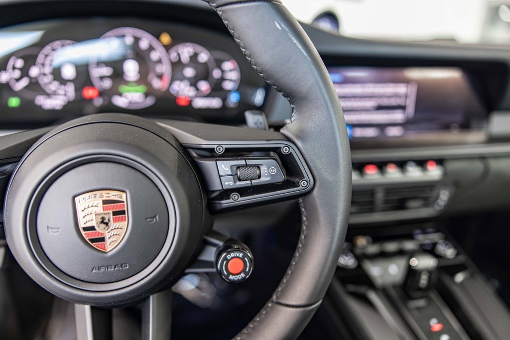 2026 PORSCHE 911 - Image 24