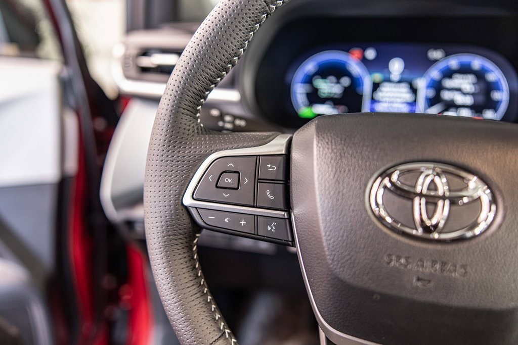 2025 TOYOTA SIENNA - Image 25