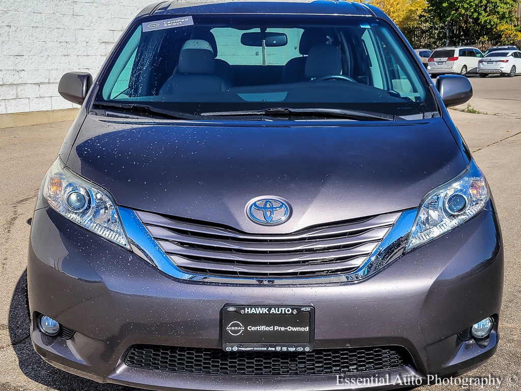 Used 2016 Toyota Sienna XLE Van