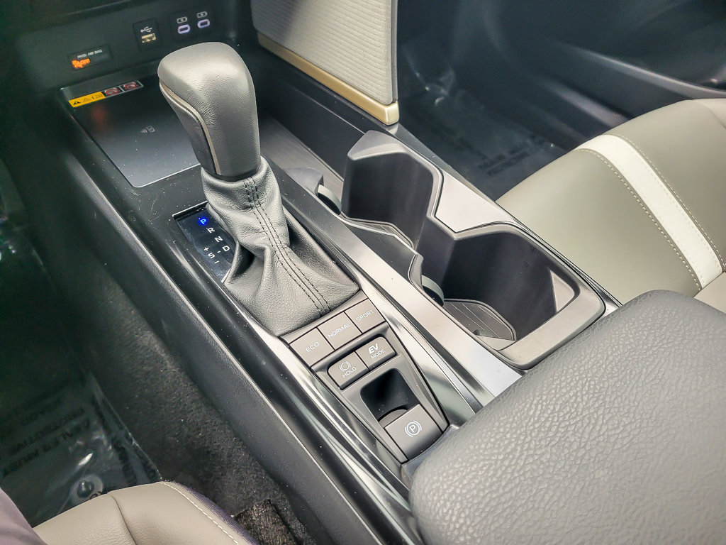 2025 TOYOTA CAMRY - Image 18