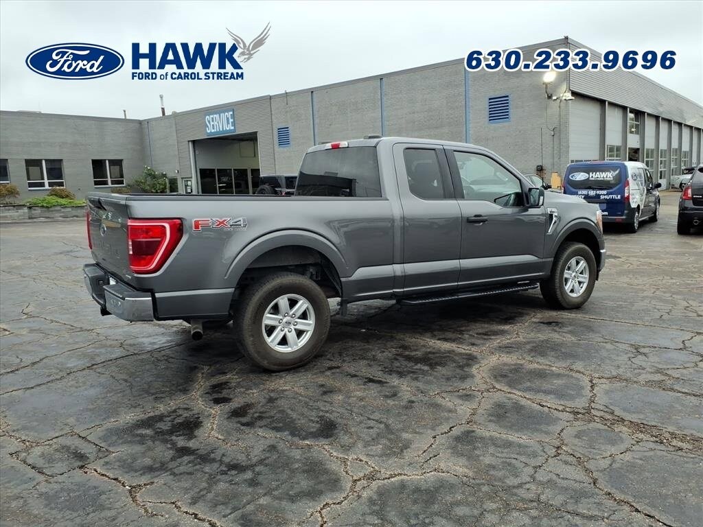 2021 Ford F-150 XLT photo 2