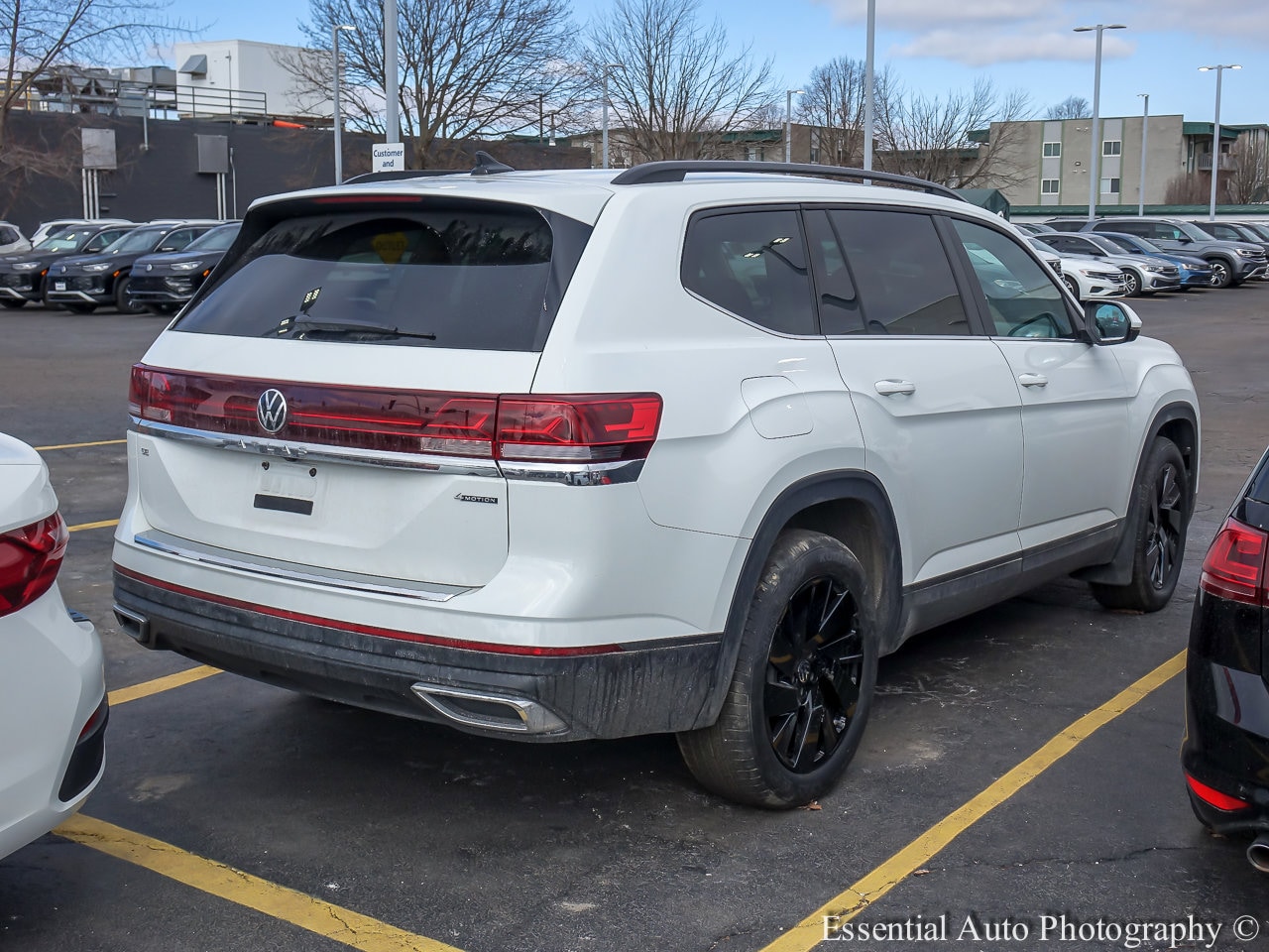 2025 VOLKSWAGEN ATLAS - Image 3