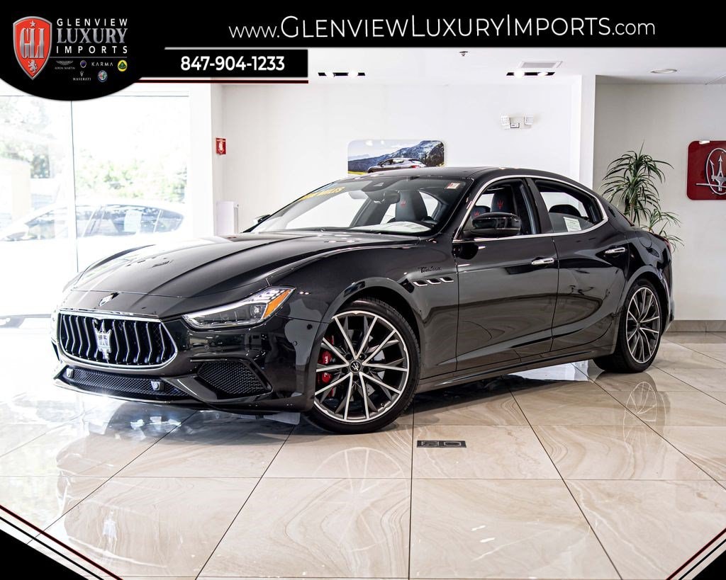2023 Maserati Ghibli Modena Q4's photo