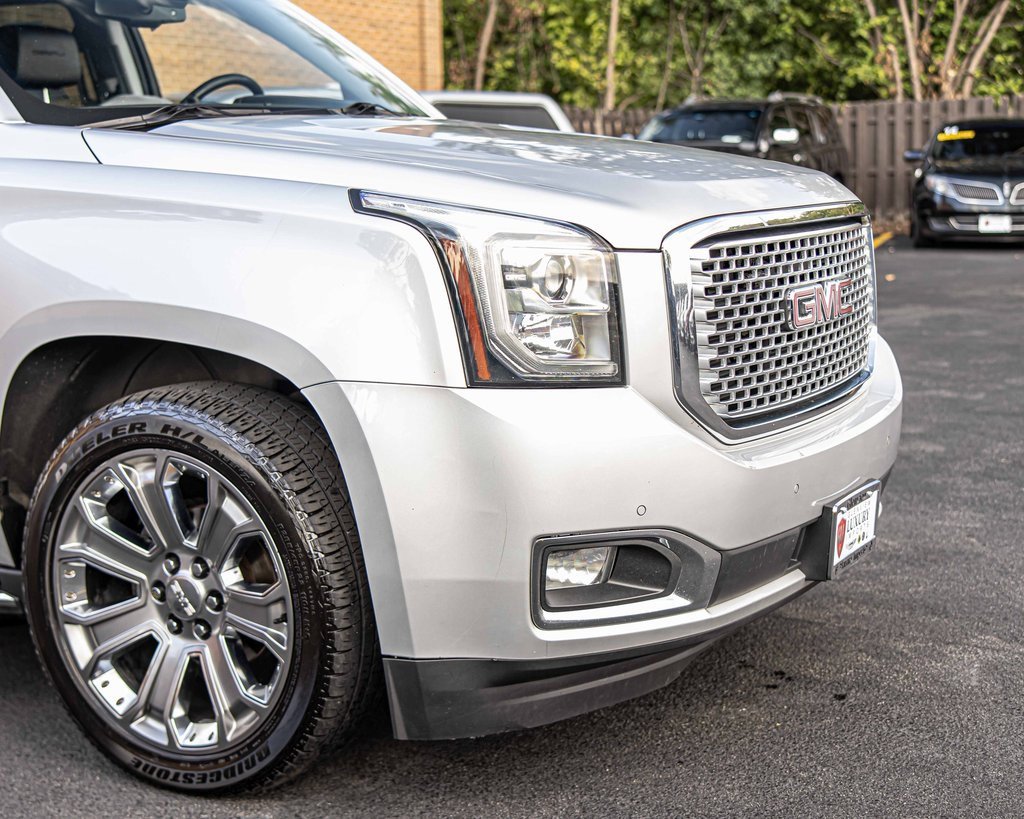 2017 Gmc Yukon Denali photo 3
