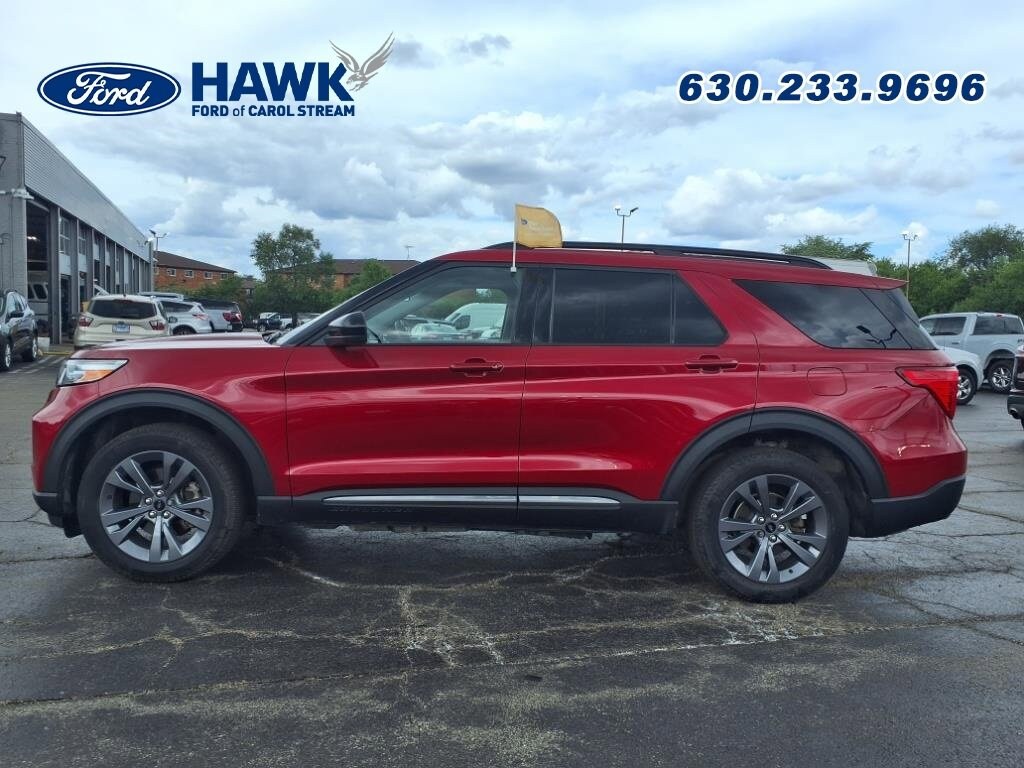 2023 Ford Explorer XLT photo 3