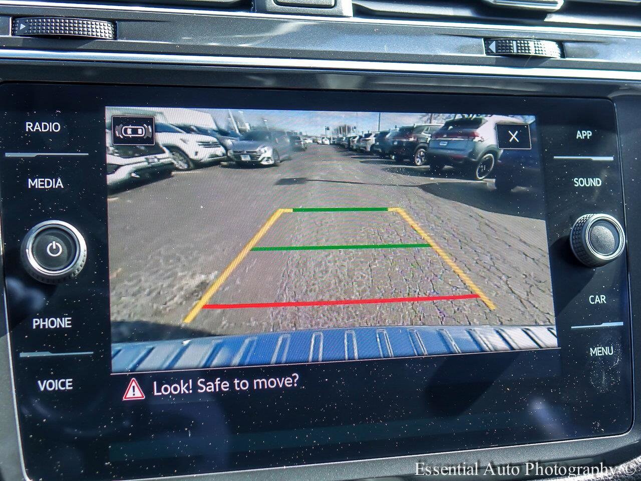 2022 VOLKSWAGEN TIGUAN - Image 14