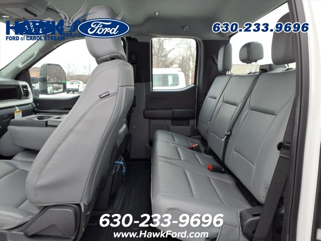 2024 FORD F-550 - Image 25