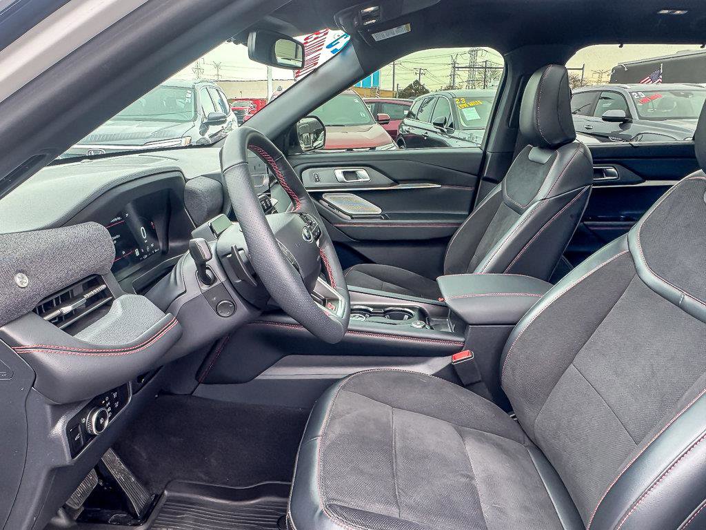 2025 FORD EXPLORER - Image 13
