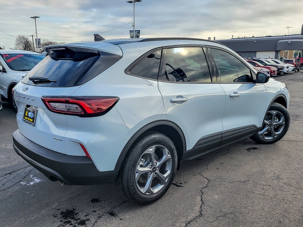 2025 FORD ESCAPE - Image 10