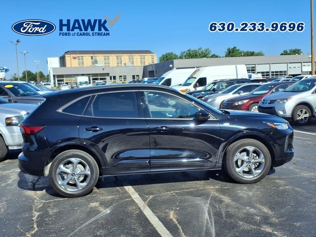 2023 Ford Escape ST-Line Select photo 4