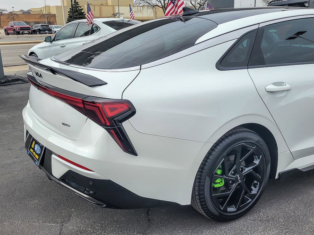 2026 KIA K5 - Image 9