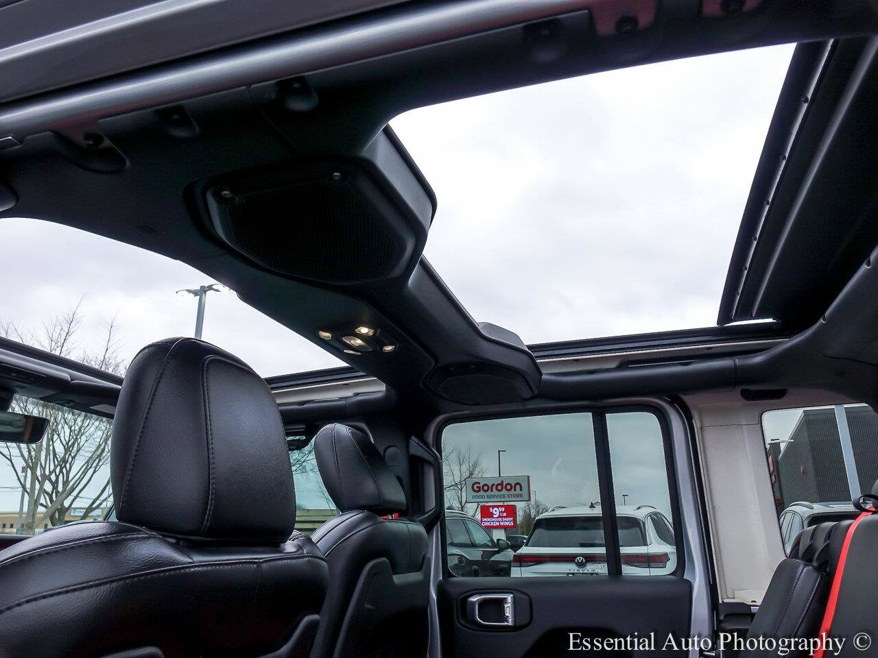 2023 JEEP WRANGLER - Image 11