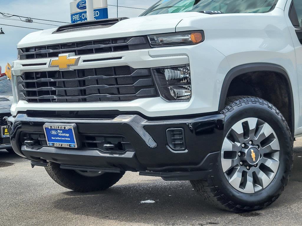 Used 2024 Chevrolet Silverado 2500HD Custom with VIN 1GC5YME74RF330388 for sale in Plainfield, IL