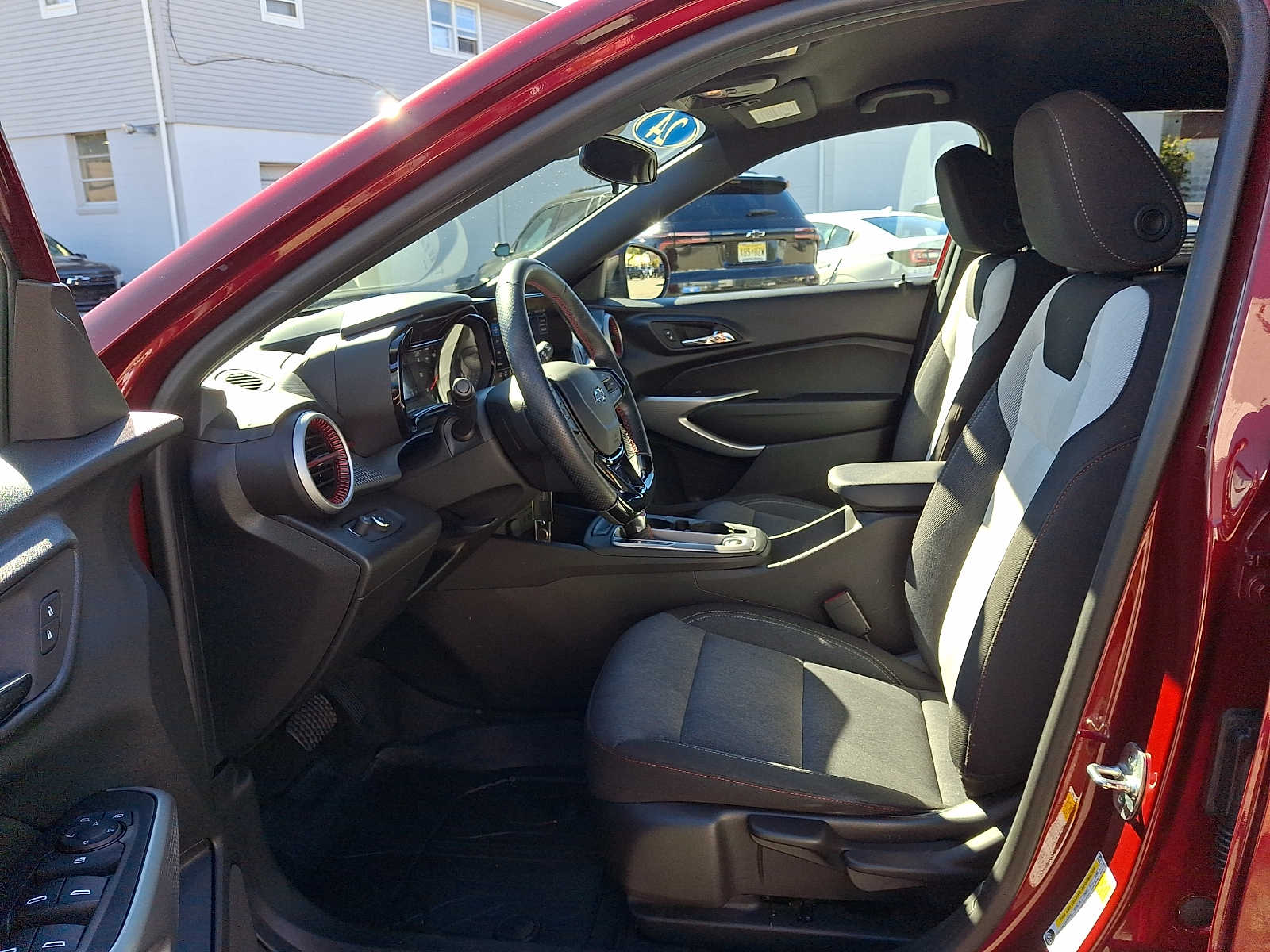 2024 Chevrolet Trax RS - Photo 13