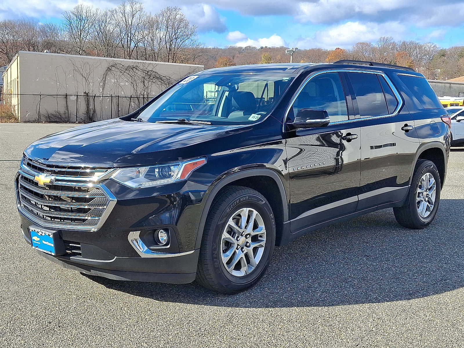 2020 Chevrolet Traverse Leather photo 2
