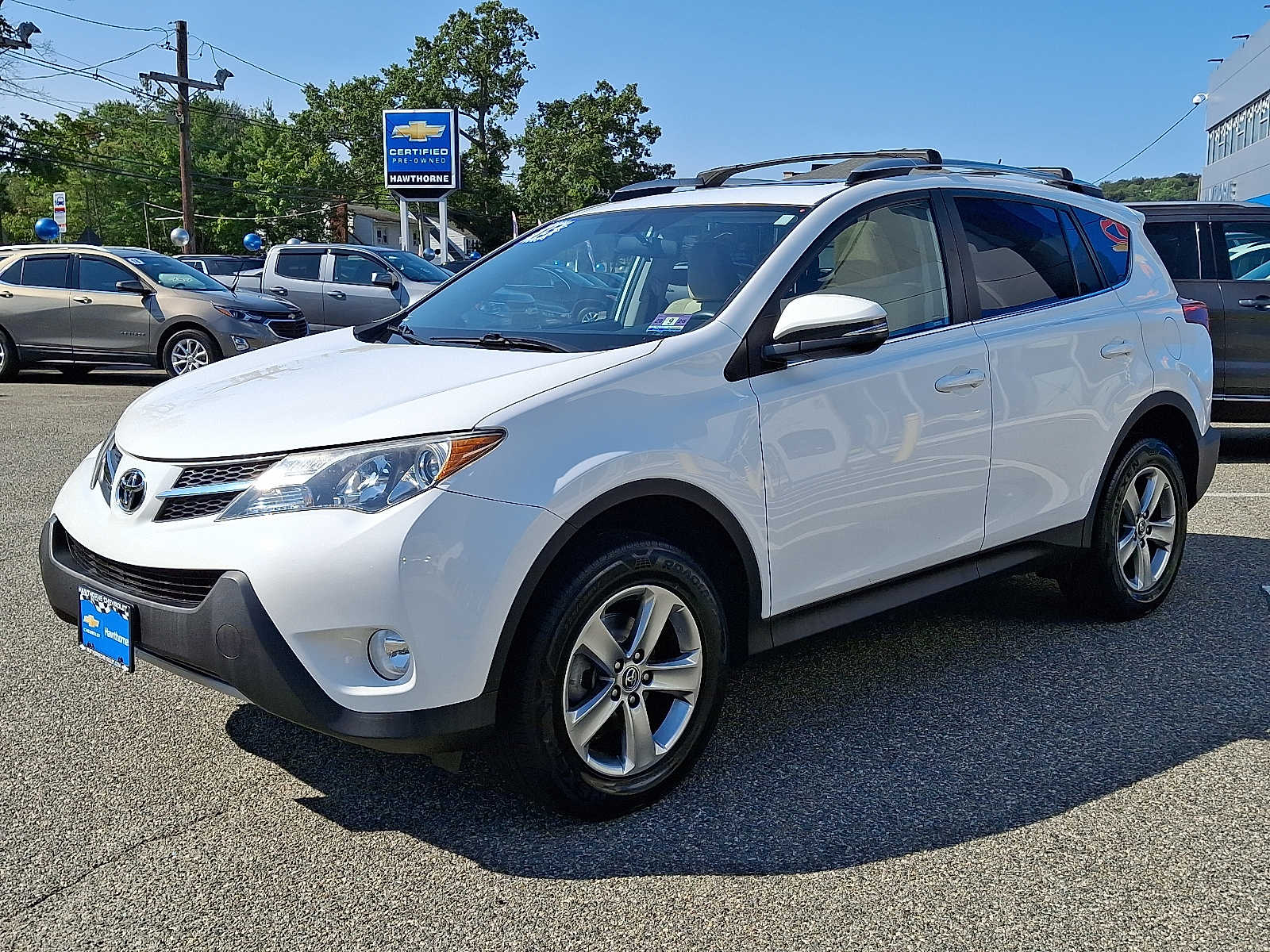 2015 Toyota RAV4 XLE photo 3