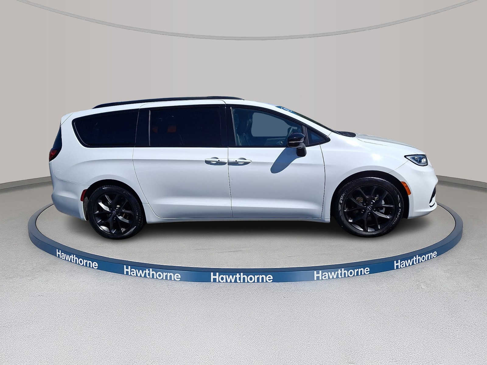 2025 Chrysler Pacifica Limited - Photo 7