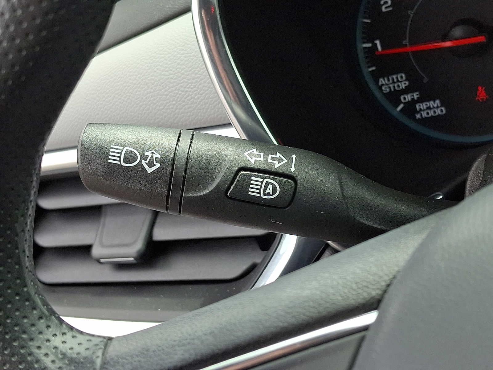 2023 Chevrolet Equinox LS - Photo 24