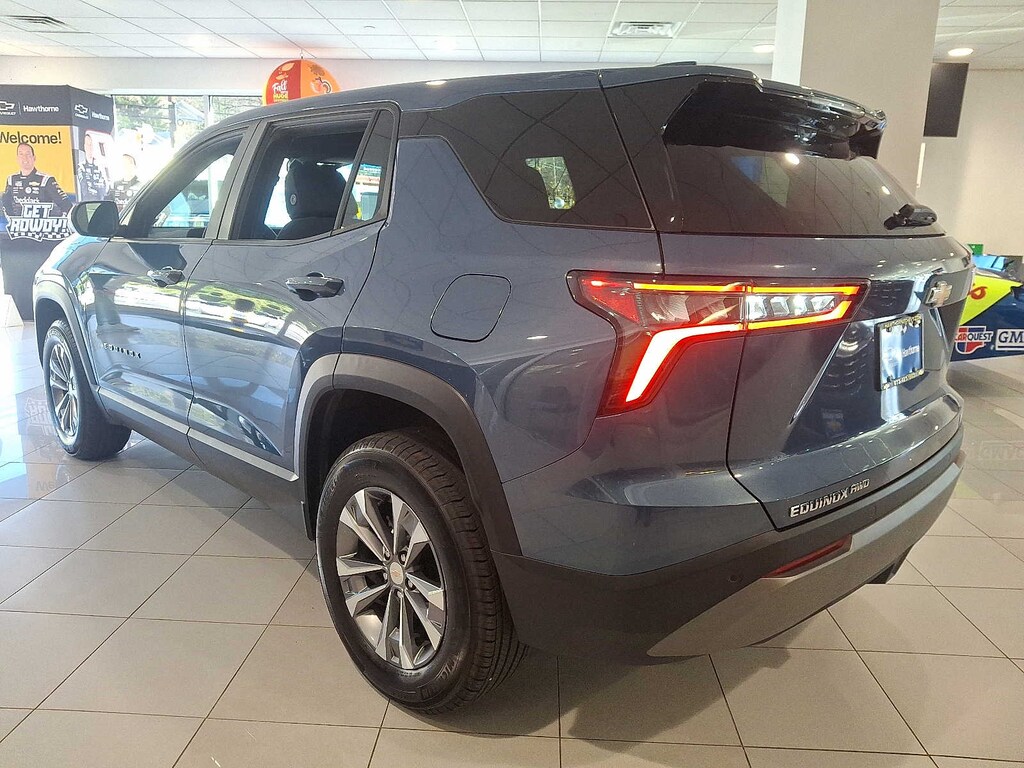 Used 2025 Chevrolet Equinox LT SUV