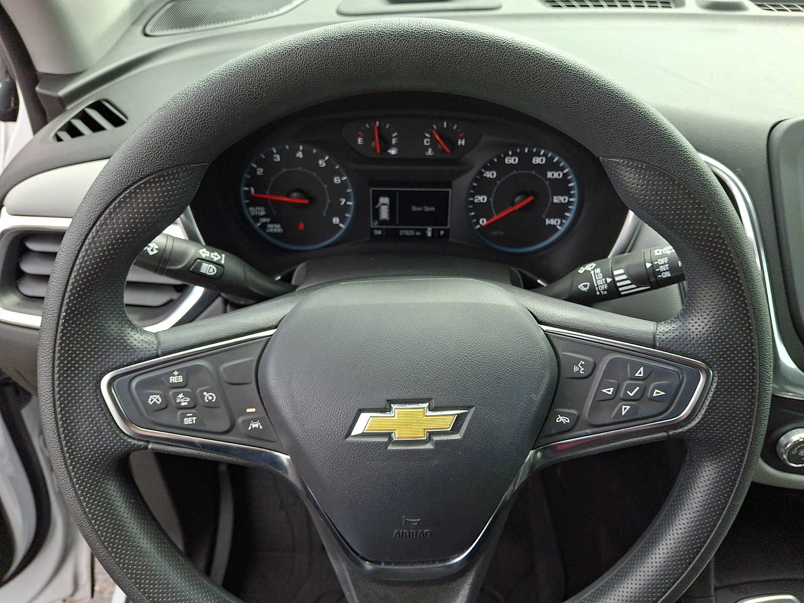 2023 Chevrolet Equinox LS - Photo 18