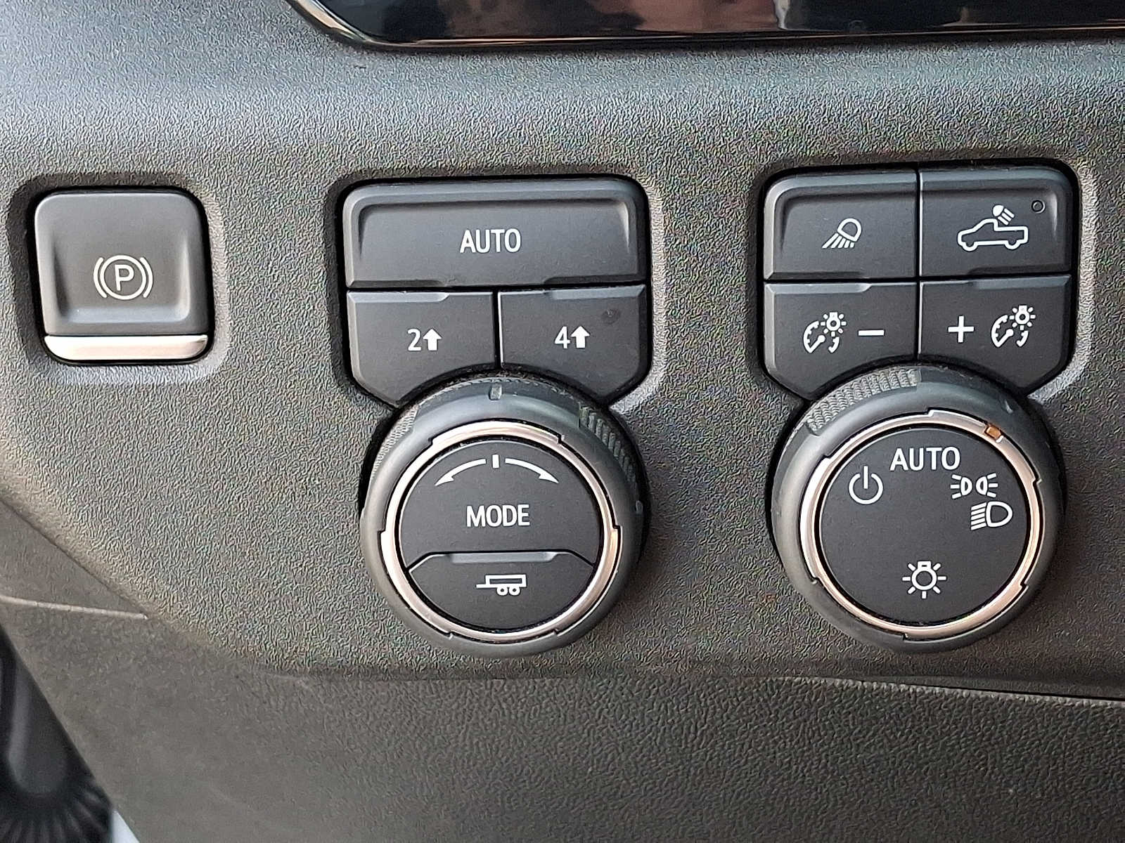 2022 Chevrolet Silverado 1500 LT - Photo 24