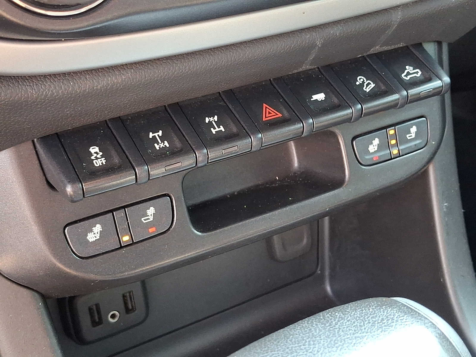 2021 Chevrolet Colorado ZR2 - Photo 15