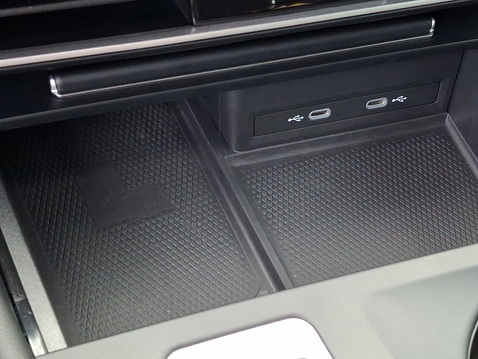 2024 Volkswagen Atlas Cross Sport SE - Photo 25