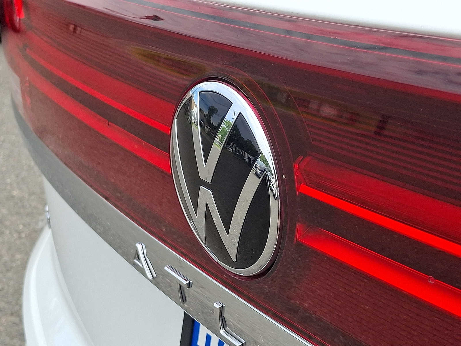 2024 Volkswagen Atlas Cross Sport SE - Photo 29