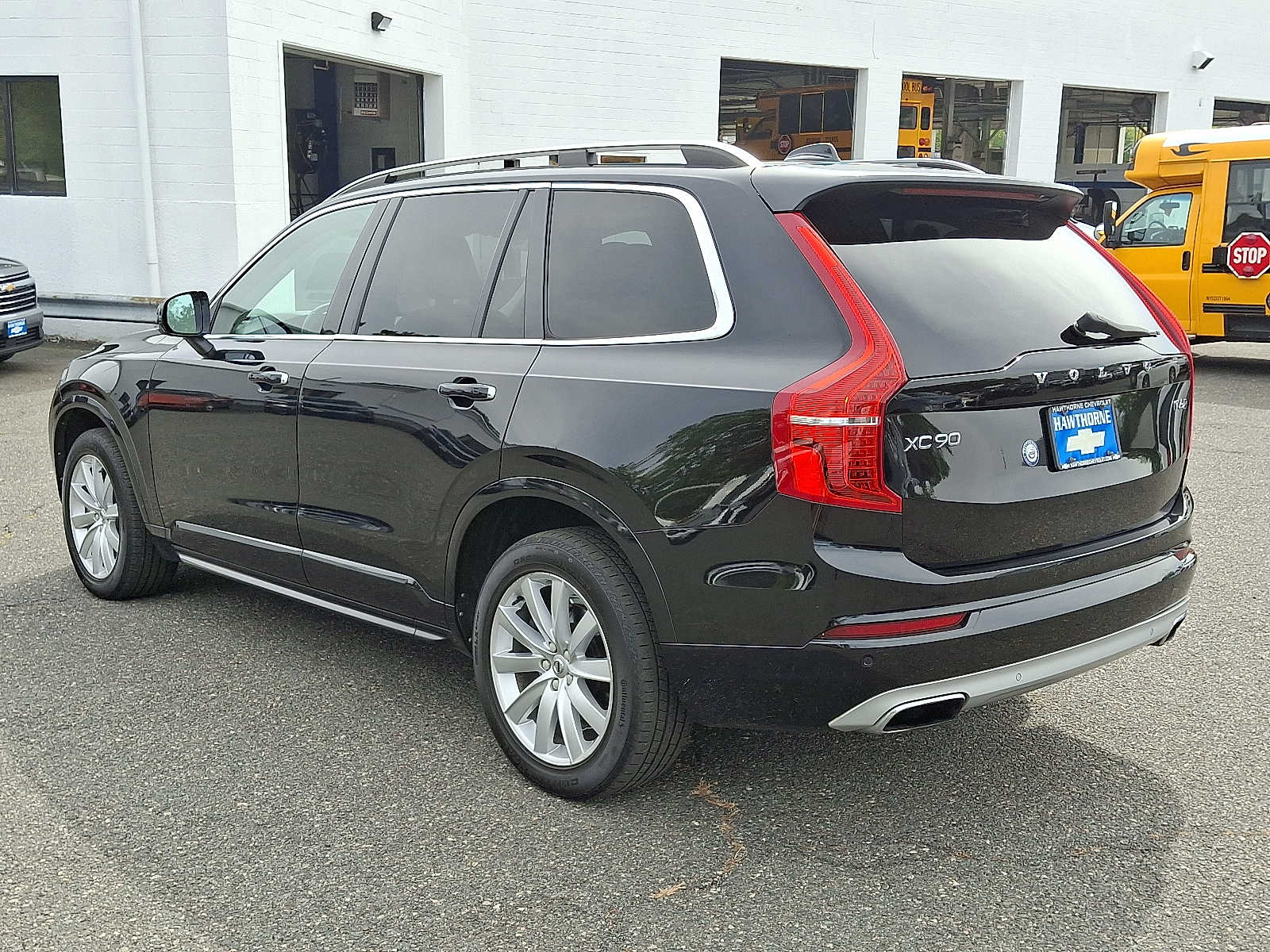 2016 Volvo XC90 T6 Momentum photo 4