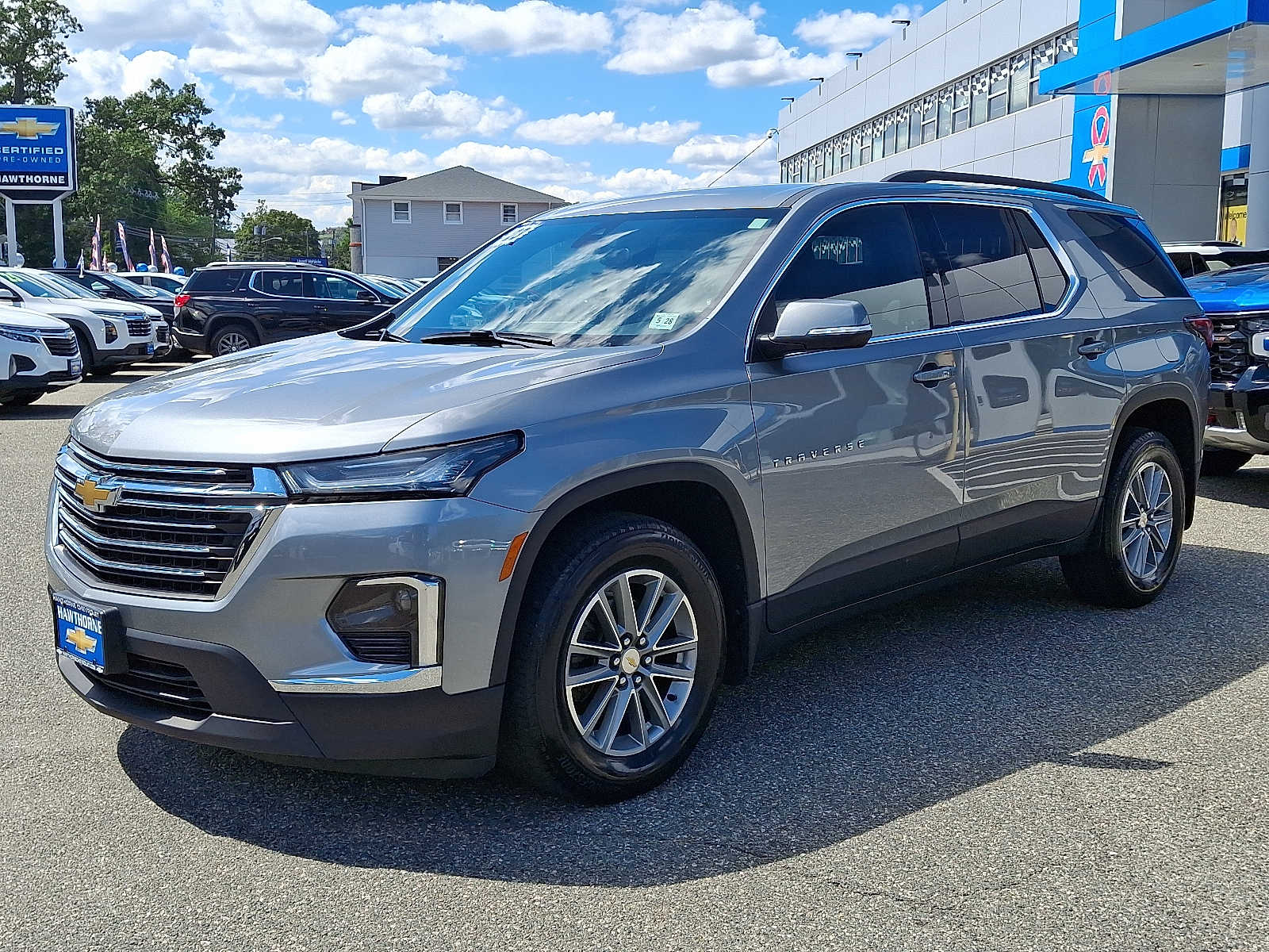 2023 Chevrolet Traverse Leather photo 3