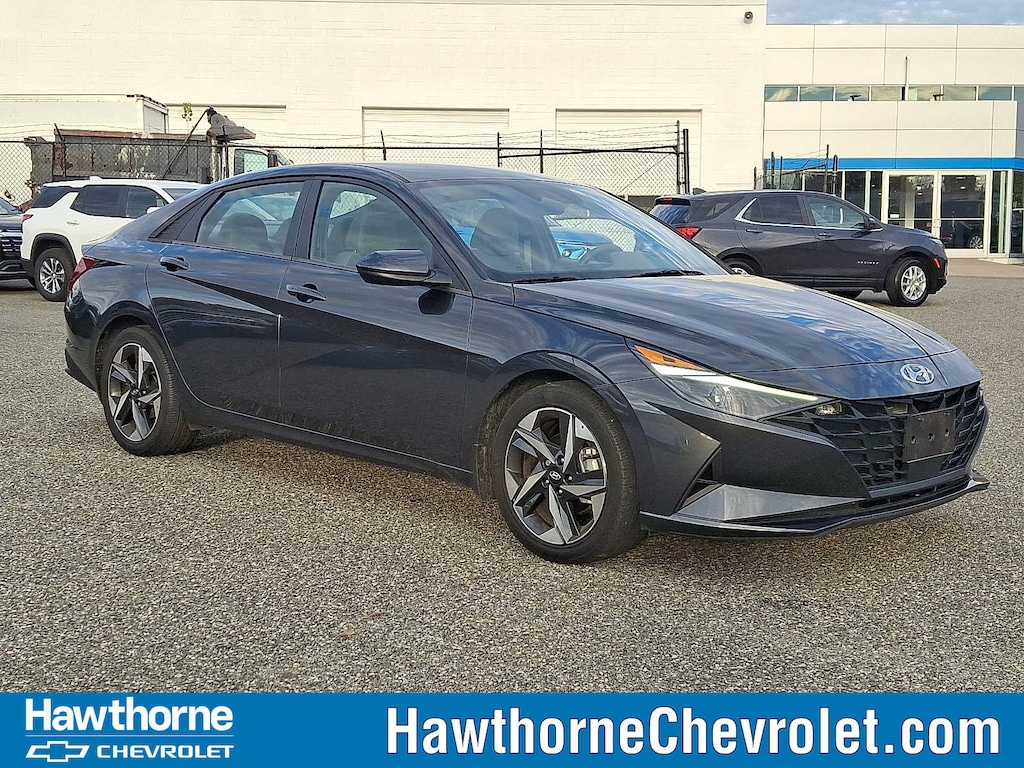 Used 2023 Hyundai Elantra SEL Sedan