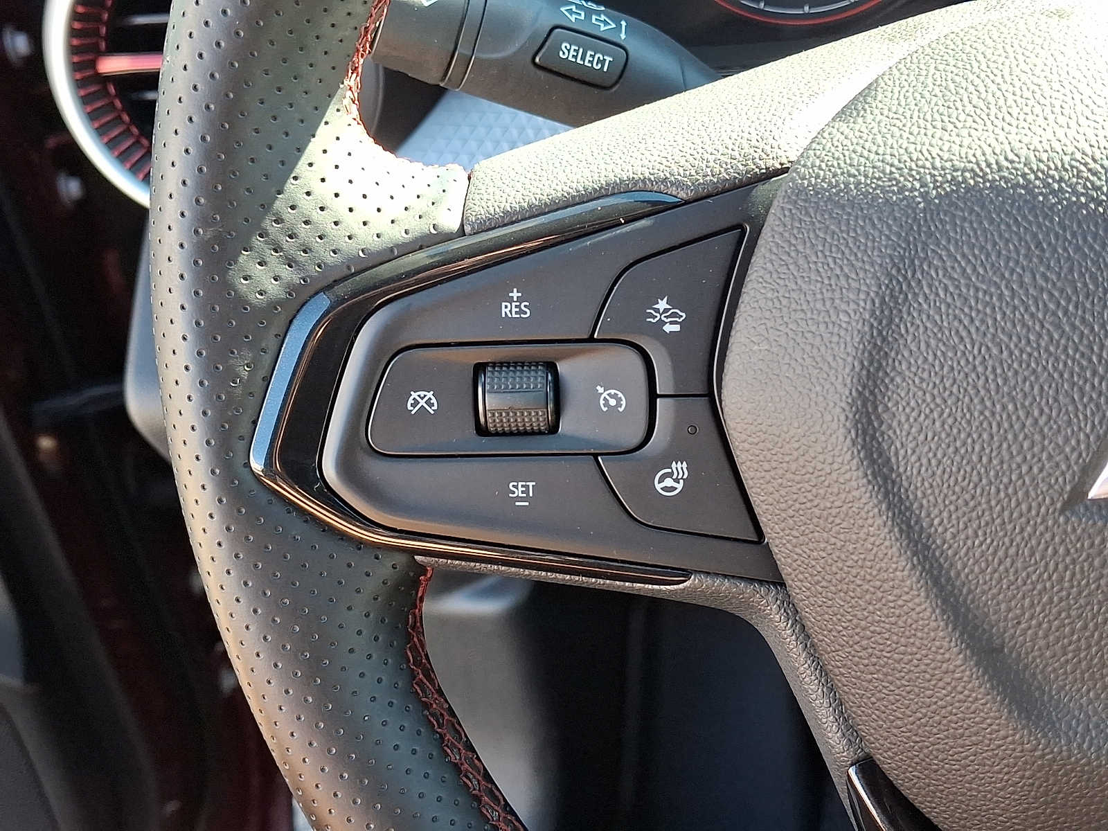 2024 Chevrolet Trax RS - Photo 20