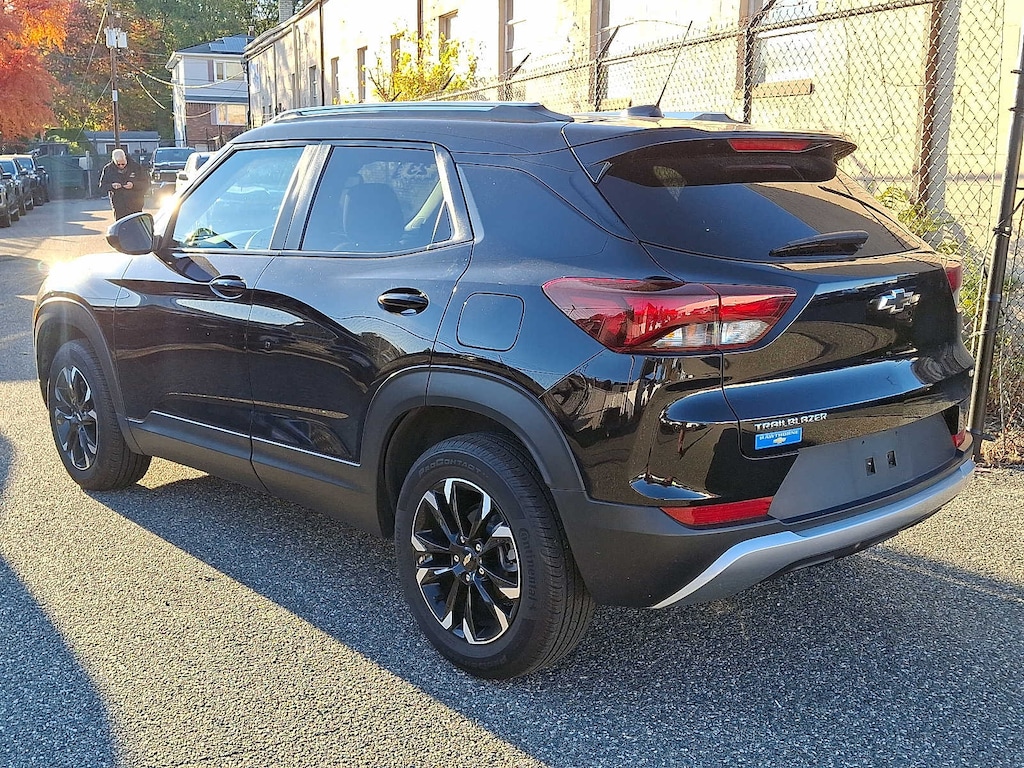 Used 2023 Chevrolet Trailblazer LT SUV