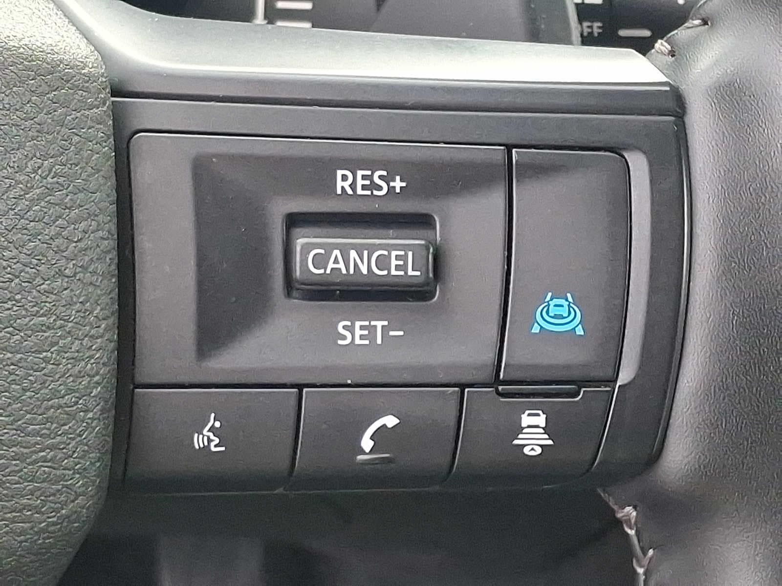2025 Nissan Rogue SV - Photo 23