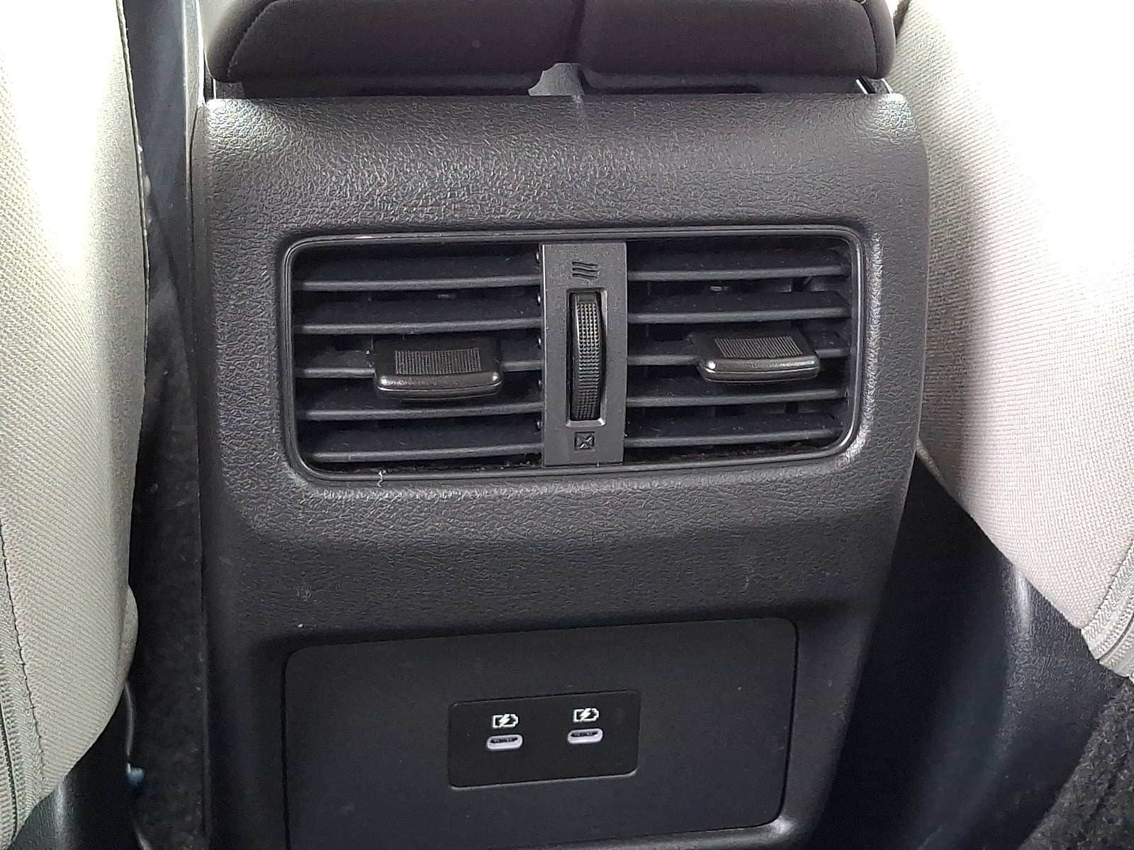 2025 Nissan Rogue SV - Photo 11