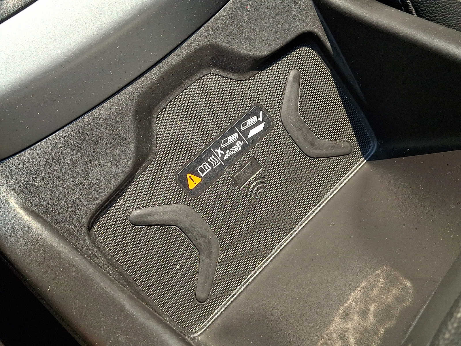 2021 Chevrolet Colorado ZR2 - Photo 24