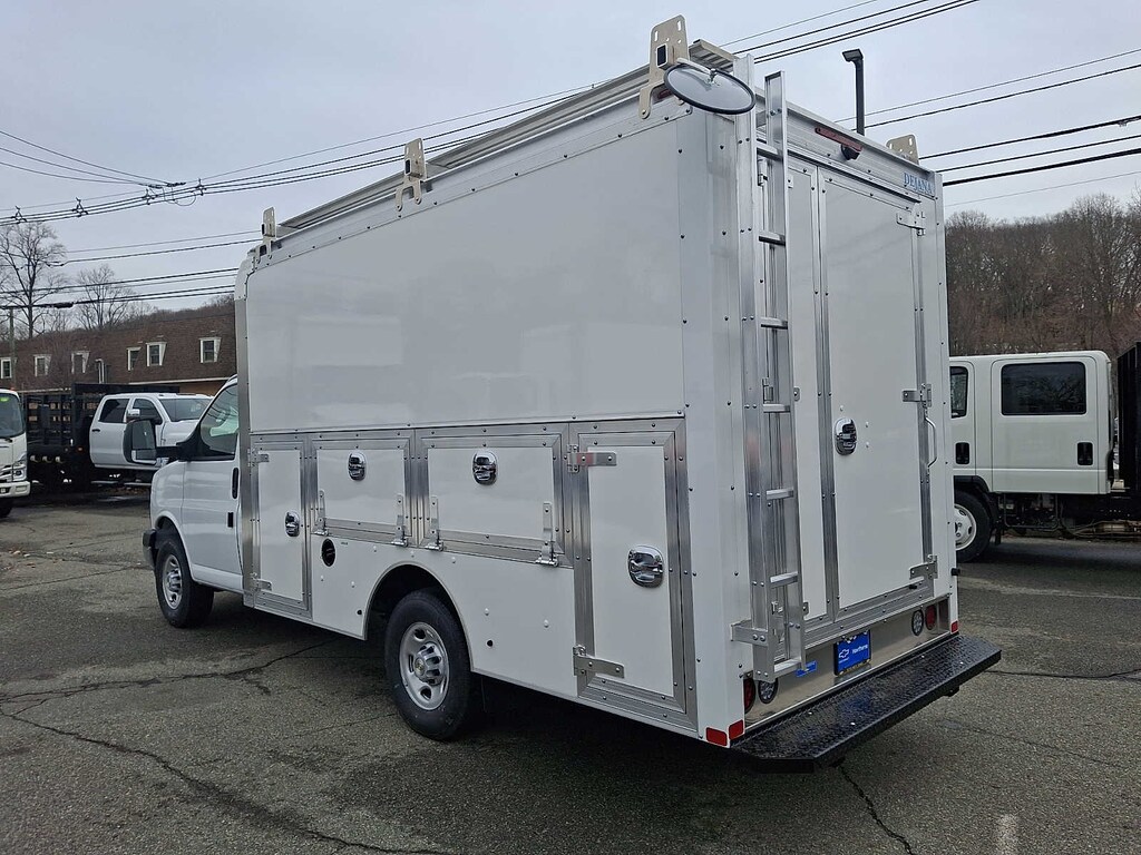 New 2026 Chevrolet Express Cutaway 3500 1WT Cutaway Van