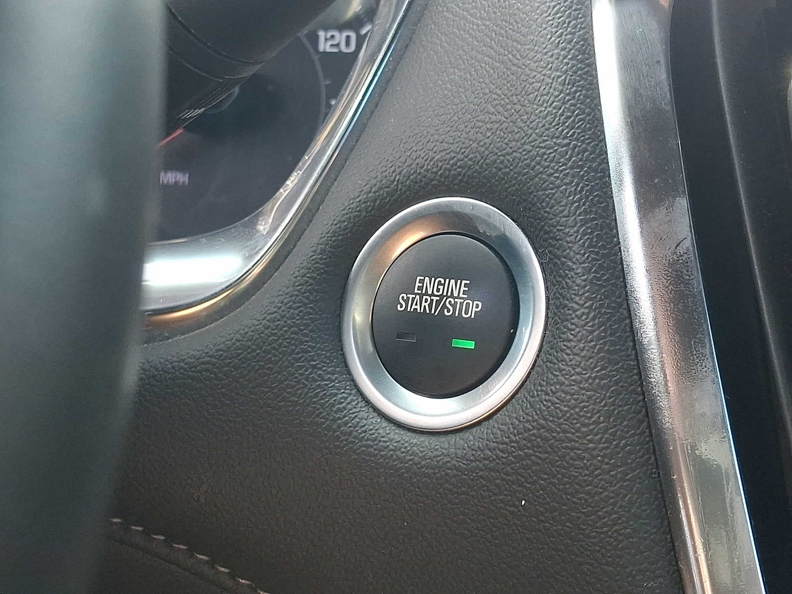 2023 Chevrolet Traverse 1LT - Photo 22