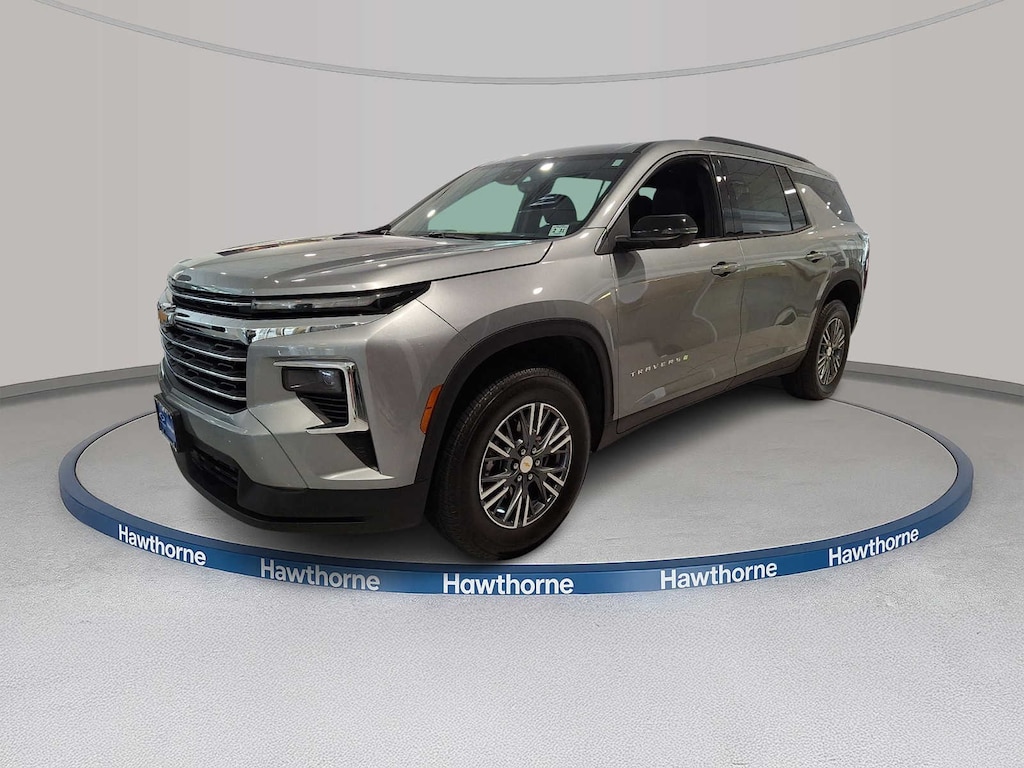 Used 2026 Chevrolet Traverse LT SUV