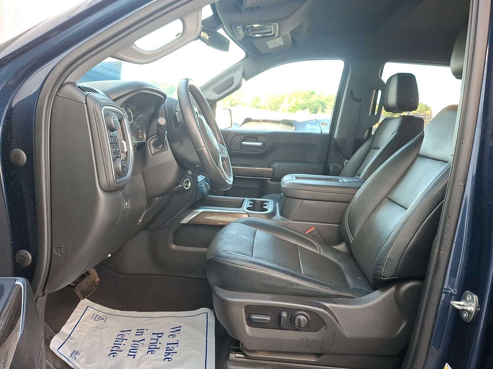 2022 Chevrolet Silverado 1500 LT Trail Boss photo 4