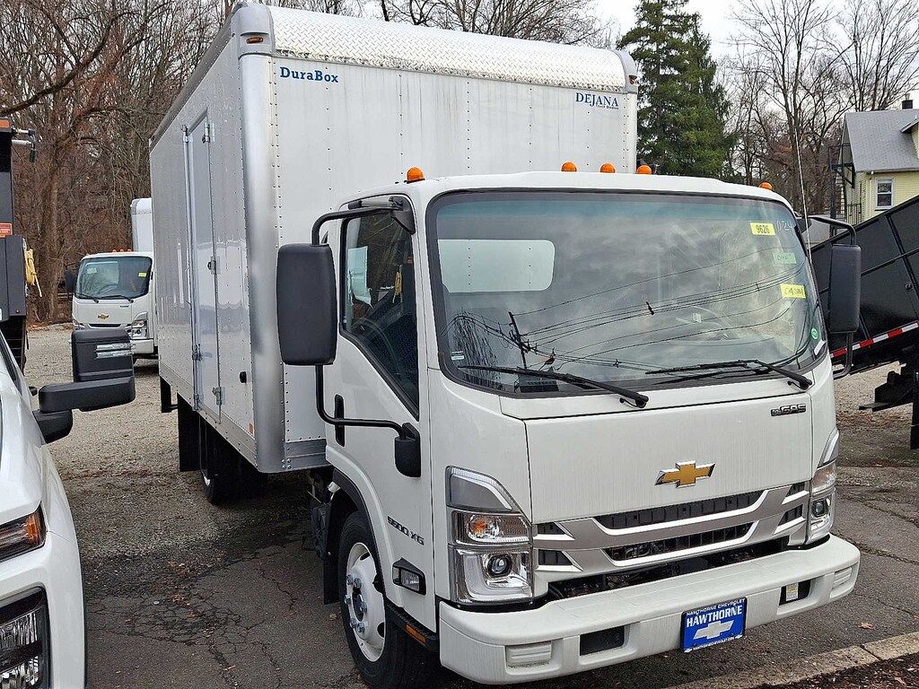 New 2024 Chevrolet Low Cab Forward 5500 XG Truck