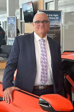 Staff member Lennie Clark from ID_2e27db6f9685