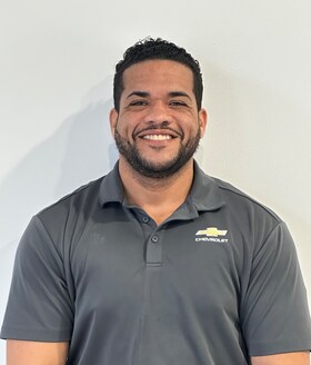 Staff member Maynard Beato from ID_8c9b8c8eee69