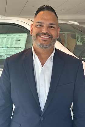 Staff member Will Rivera from ID_2e27db6f9685